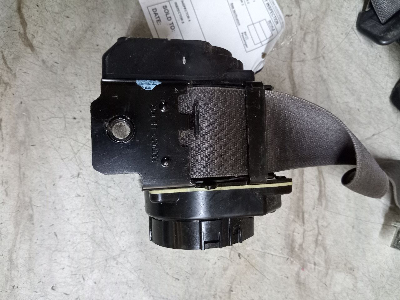 2009 LINCOLN MKS 6cyl Gasoline 3.7 Seat Belt, Front - 252837 — photo 5
