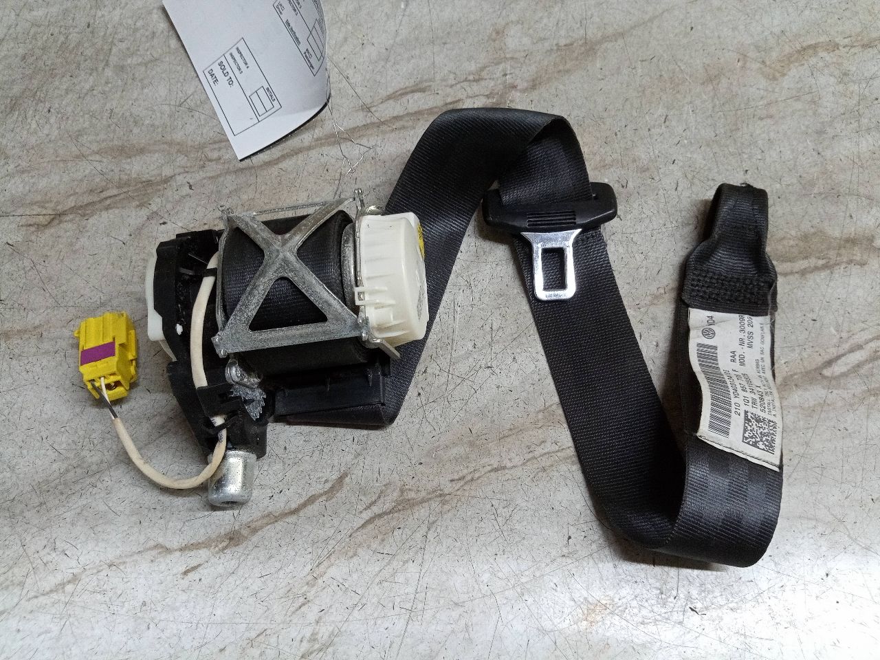 2011 VOLKSWAGEN EOS 4cyl Gasoline Turbo 2.0 Seat Belt, Front - 252883