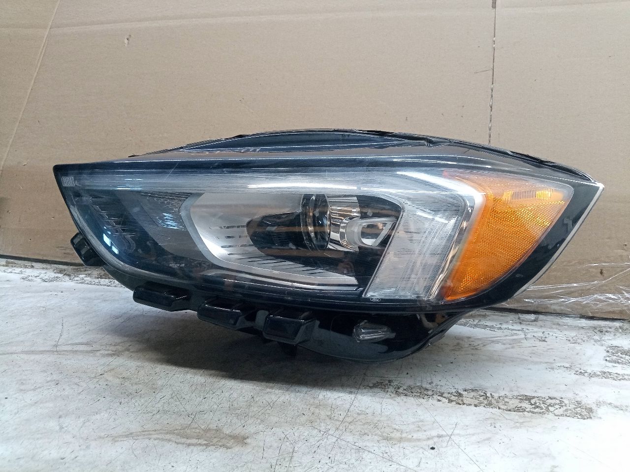 2019 FORD EDGE 2.0L 4cyl Turbo Gasoline Left HEADLAMP ASSEMBLY - 252941 — photo 1