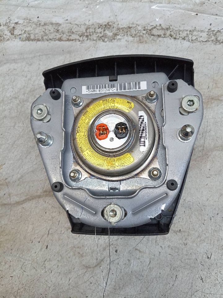 2012 TOYOTA PRIUS 4cyl Hybrid 1.8 Left AIR BAG - 253090 — photo 2