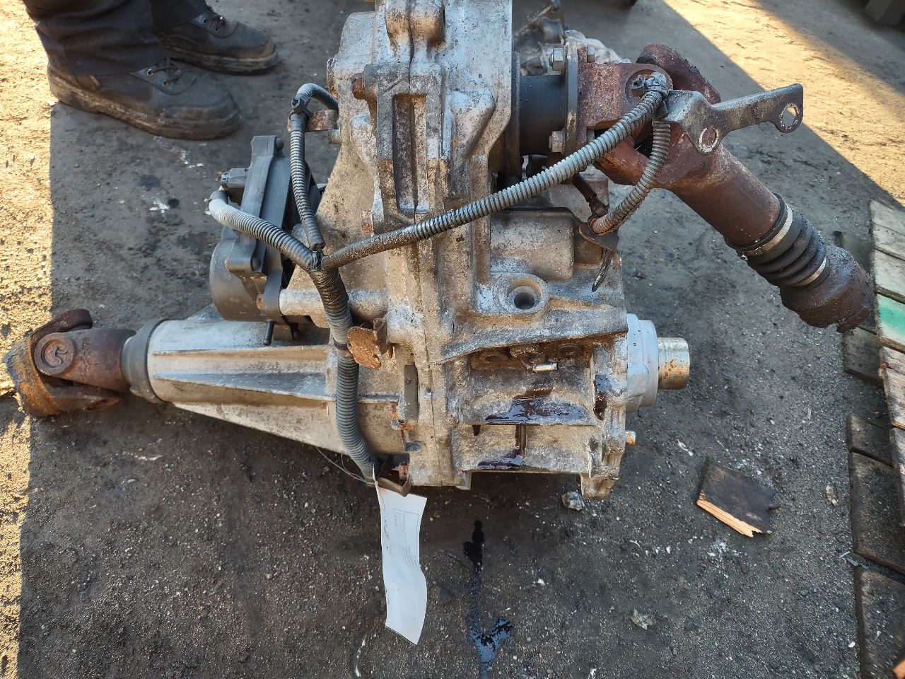 2009 NISSAN PATHFINDER 6cyl Gasoline 4.0 TRANSFER CASE ASSY - 254278 — photo 2