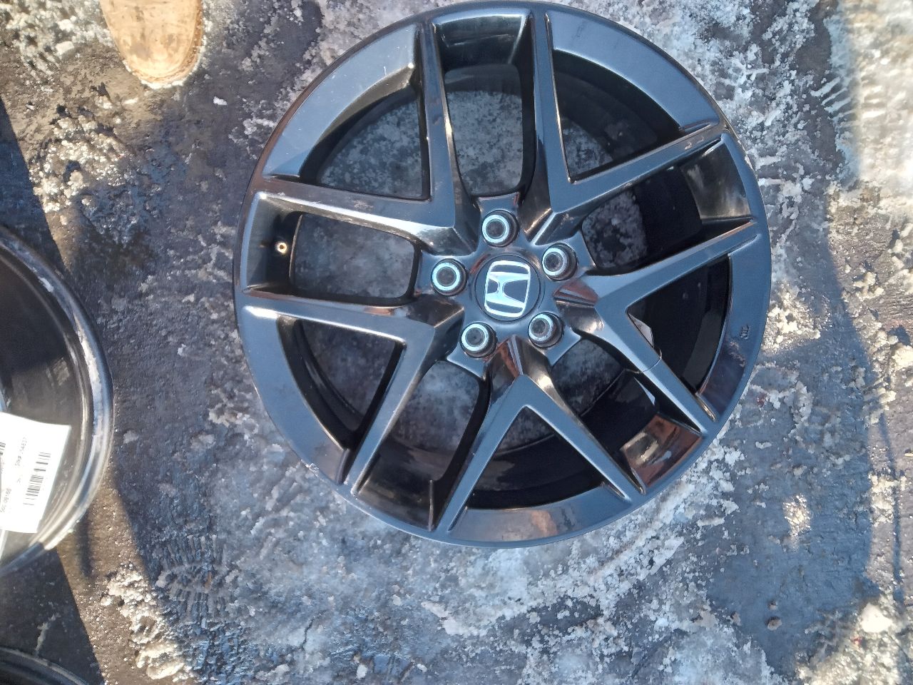 2022 HONDA CIVIC 2.0L 4cyl Gasoline WHEEL - 254686 — photo 1