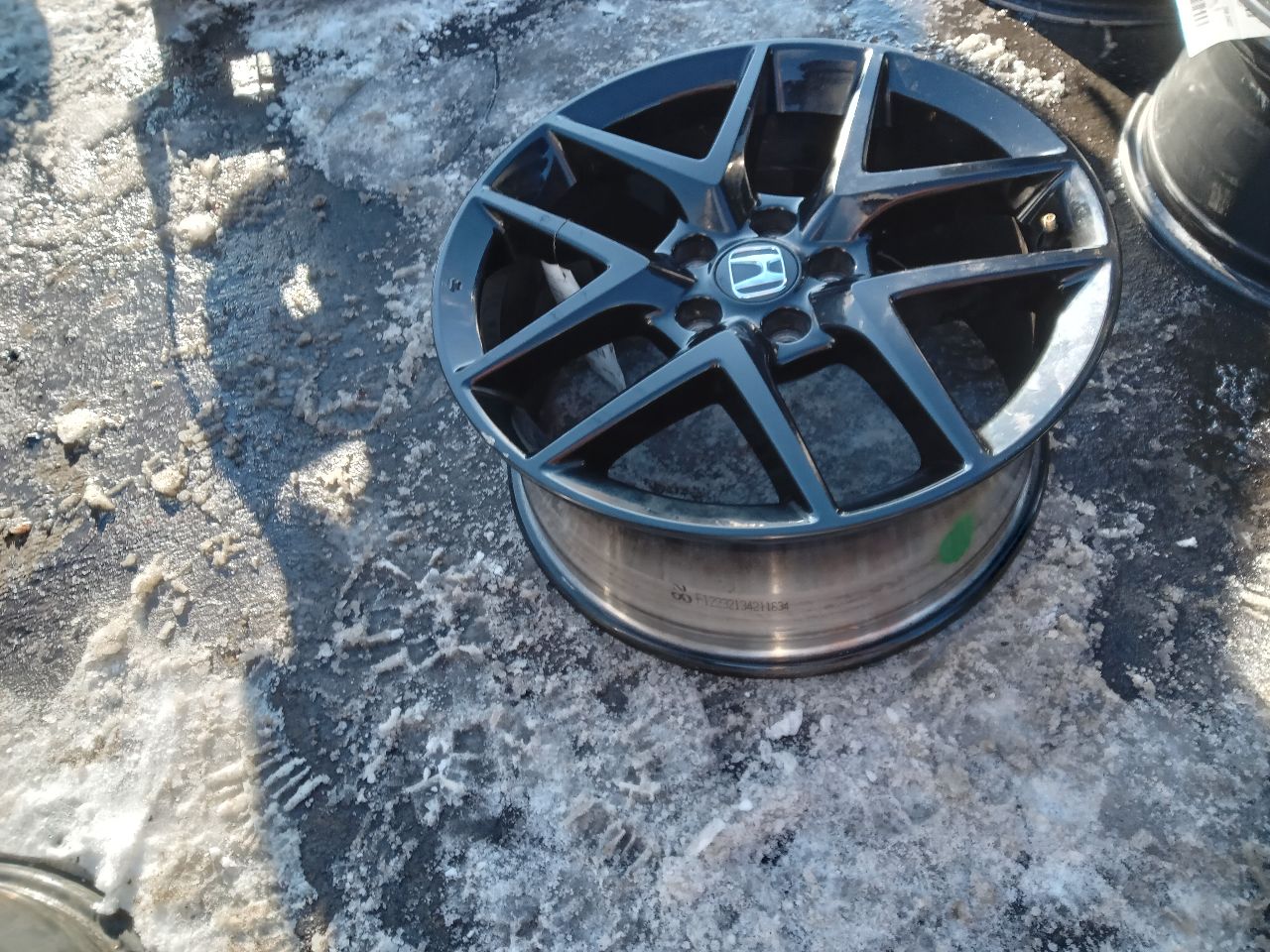 2022 HONDA CIVIC 2.0L 4cyl Gasoline WHEEL - 254686 — photo 3