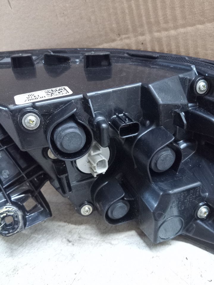2022 HONDA CIVIC 2.0L 4cyl Gasoline Right TAIL LAMP - 254713 — photo 4