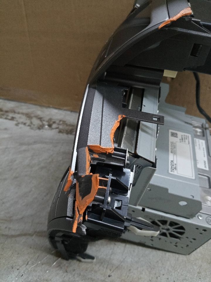 2010 LEXUS LS460 8cyl Gasoline 4.6 Radio Audio - 254844 — photo 3