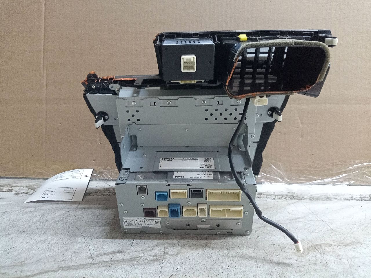 2010 LEXUS LS460 8cyl Gasoline 4.6 Radio Audio - 254844 — photo 5