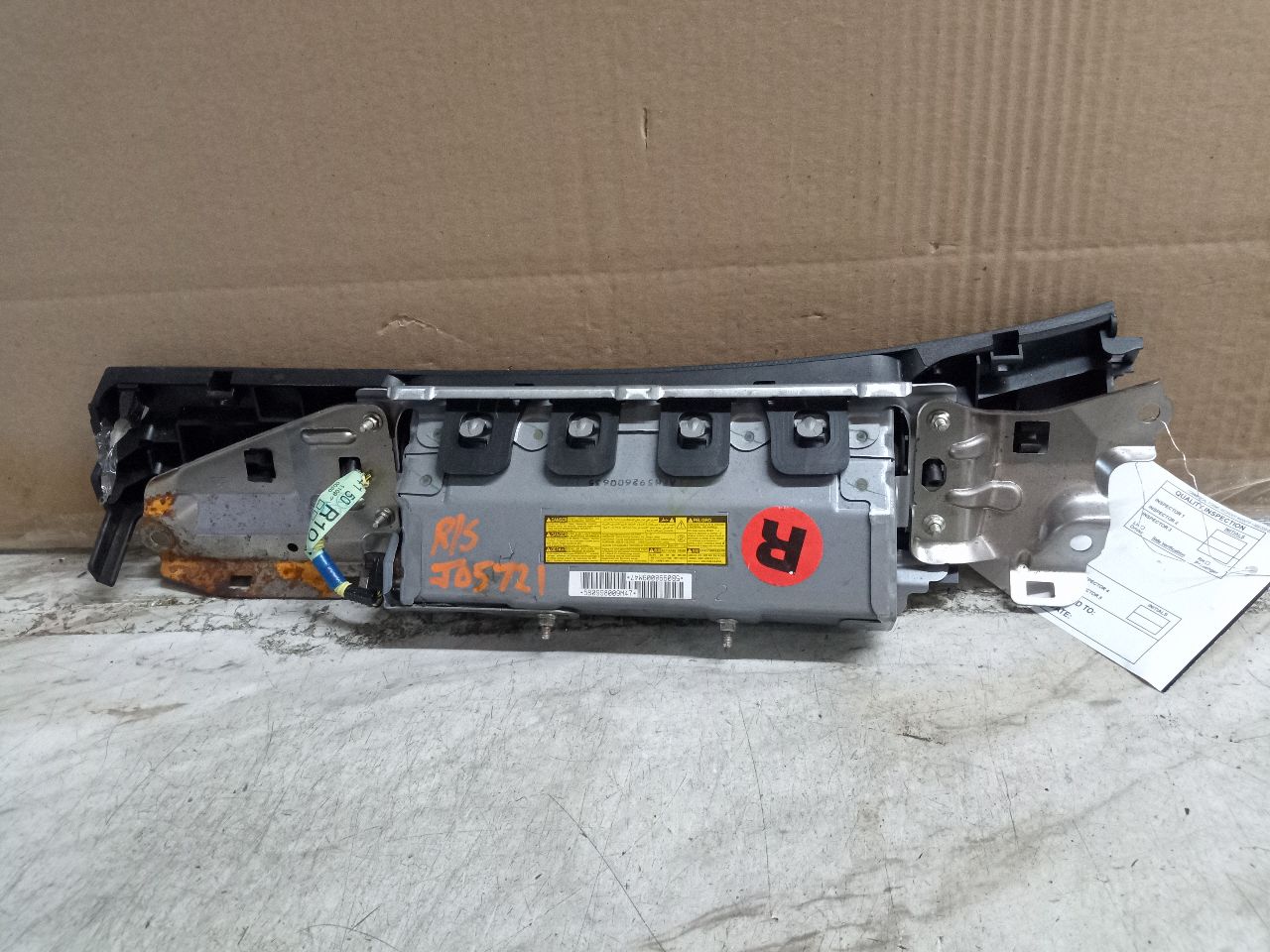 2010 LEXUS LS460 8cyl Gasoline 4.6 Right AIR BAG - 255130 — photo 2