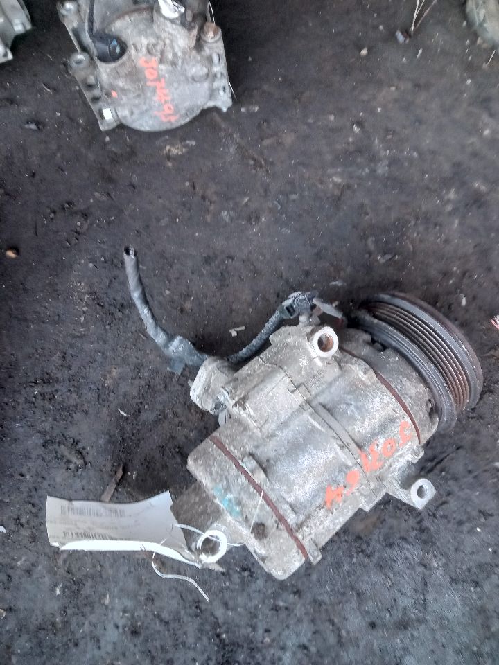 2011 FORD FLEX 6cyl Gasoline 3.5 AC COMPRESSOR - 255490 — photo 3