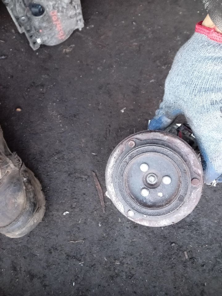 2011 FORD FLEX 6cyl Gasoline 3.5 AC COMPRESSOR - 255490 — photo 4