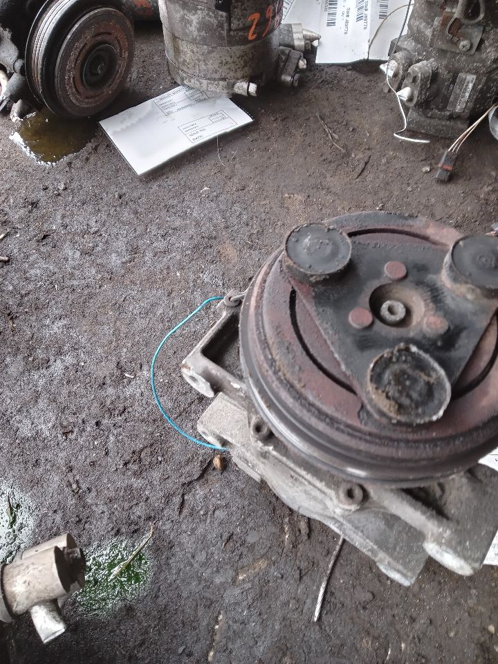 2007 SUBARU IMPREZA 4cyl Gasoline 2.5 AC COMPRESSOR - 255582 — photo 3