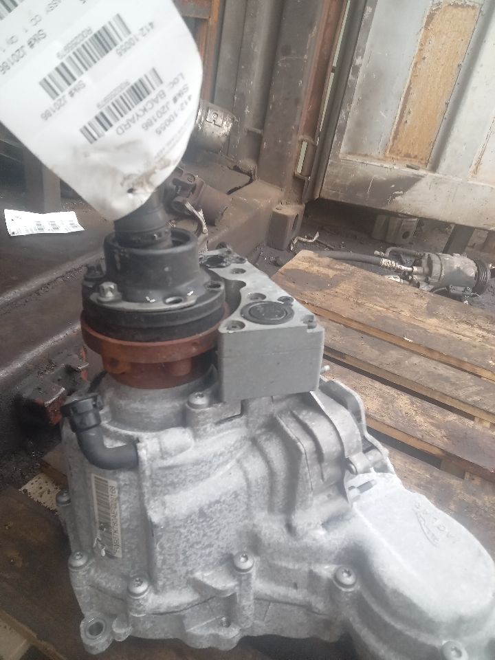 2019 JAGUAR XJ 3.0L 6cyl Supercharged G TRANSFER CASE ASSY - 255979 — photo 3