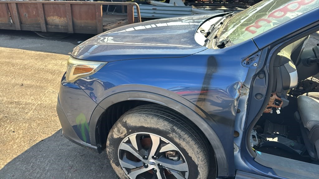 2020 SUBARU LEGACY HOOD - 25616 — photo 3