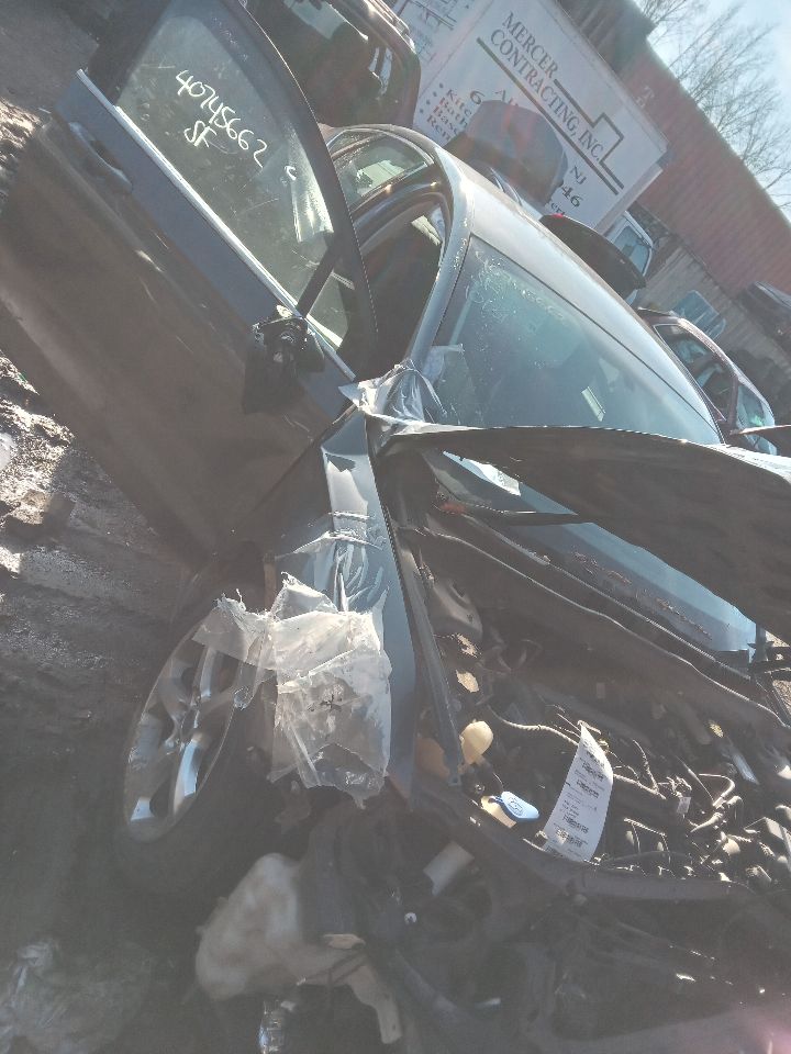 2015 FORD FUSION 4cyl Gasoline 2.5 AC COMPRESSOR - 256166 — photo 1