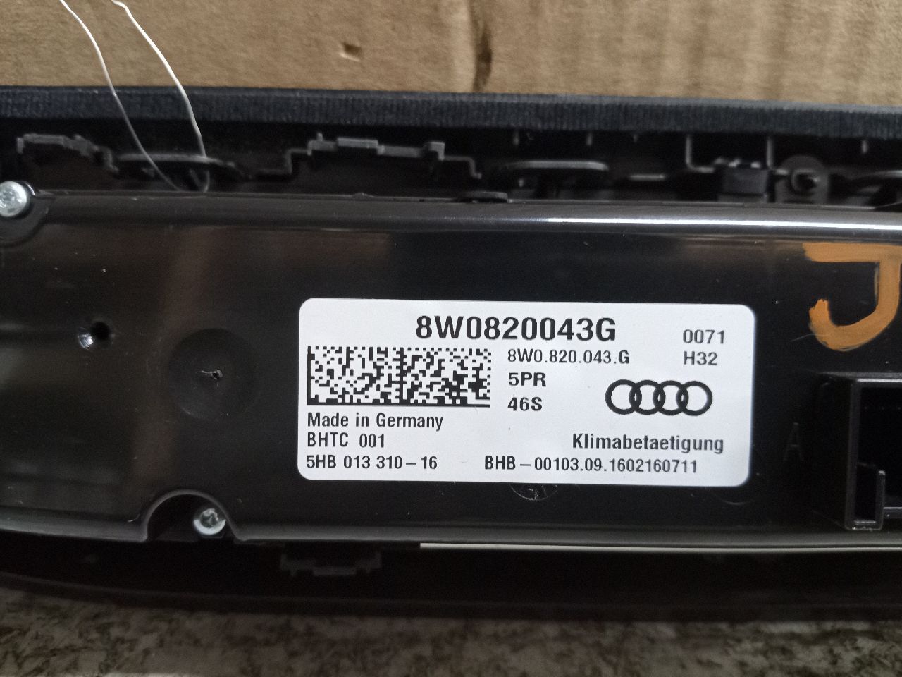 2017 AUDI A4 4cyl Gasoline Turbo 2.0 TEMP CONTROL - 256327 — photo 3