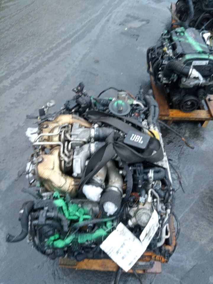 2014 AUDI S6 8cyl Gasoline Turbo 4.0 ENGINE ASSEMBLY - 256444 — photo 2
