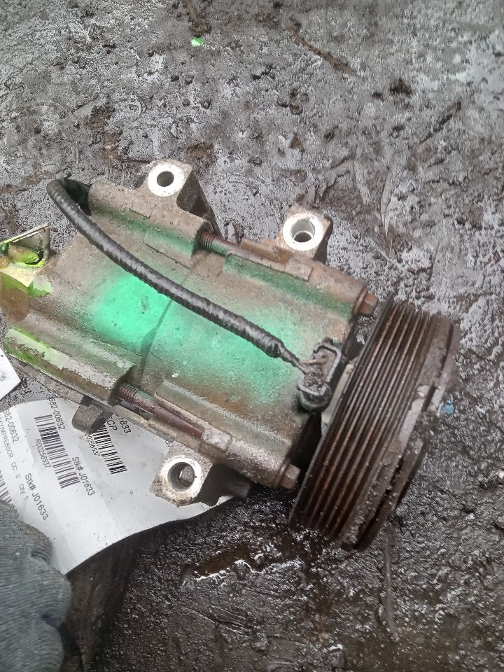 2004 FORD RANGER 6cyl Gasoline 3.0 AC COMPRESSOR - 256537 — photo 3