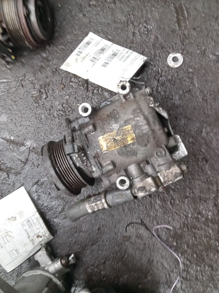 2006 FORD EXPEDITION 8cyl Gasoline 5.4 AC COMPRESSOR - 256541