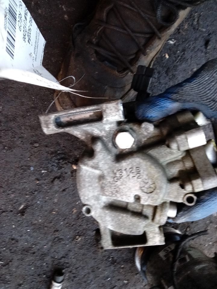 2011 KIA SOUL 4cyl Gasoline 2.0 AC COMPRESSOR - 256586 — photo 5