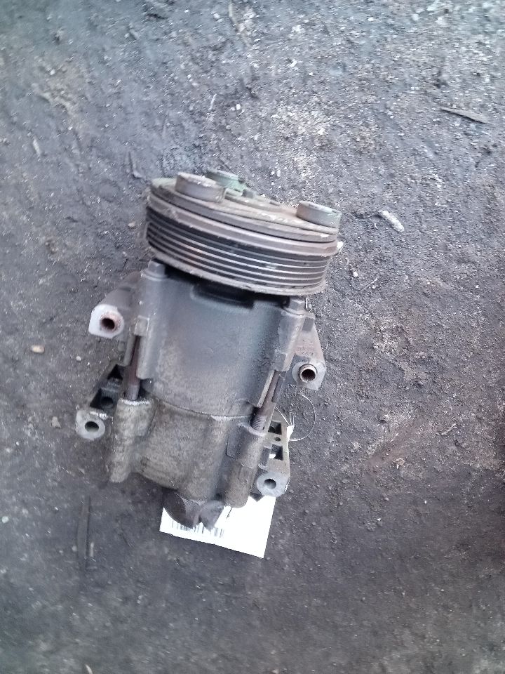 2002 FORD RANGER 4cyl Gasoline 2.3 AC COMPRESSOR - 258468 — photo 2