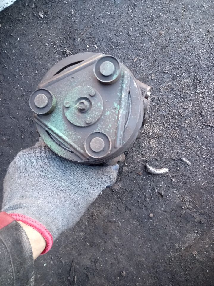 2002 FORD RANGER 4cyl Gasoline 2.3 AC COMPRESSOR - 258468 — photo 4