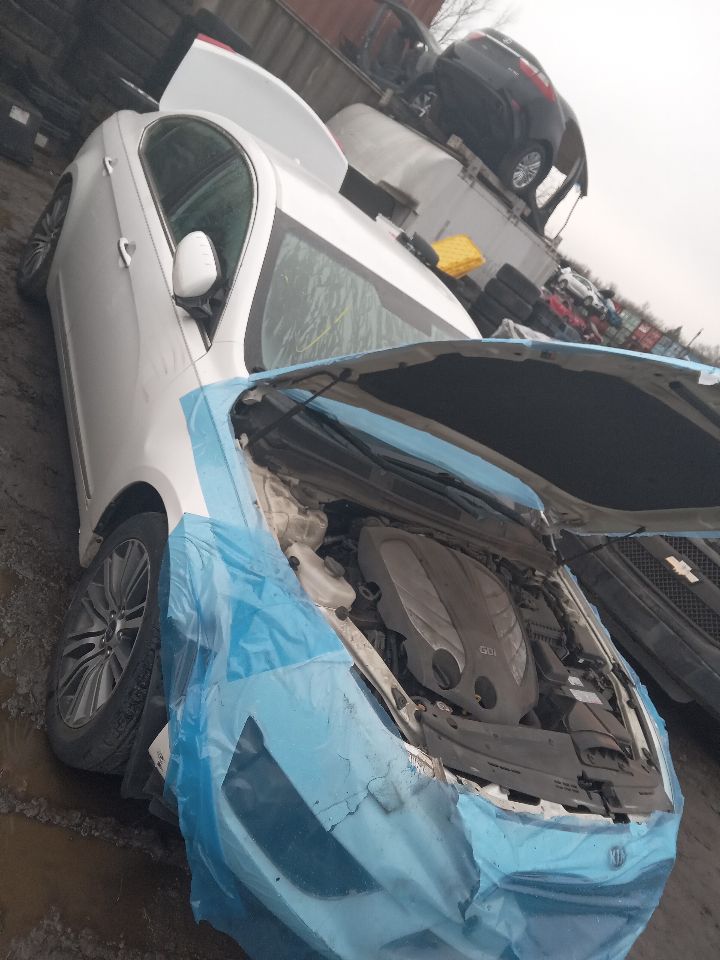 2014 KIA CADENZA 6cyl Gasoline 3.3 AC COMPRESSOR - 258483 — photo 3