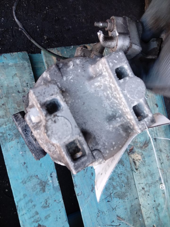 2002 ACURA TL 3.2L 6cyl Gasoline AC COMPRESSOR - 258493 — photo 4