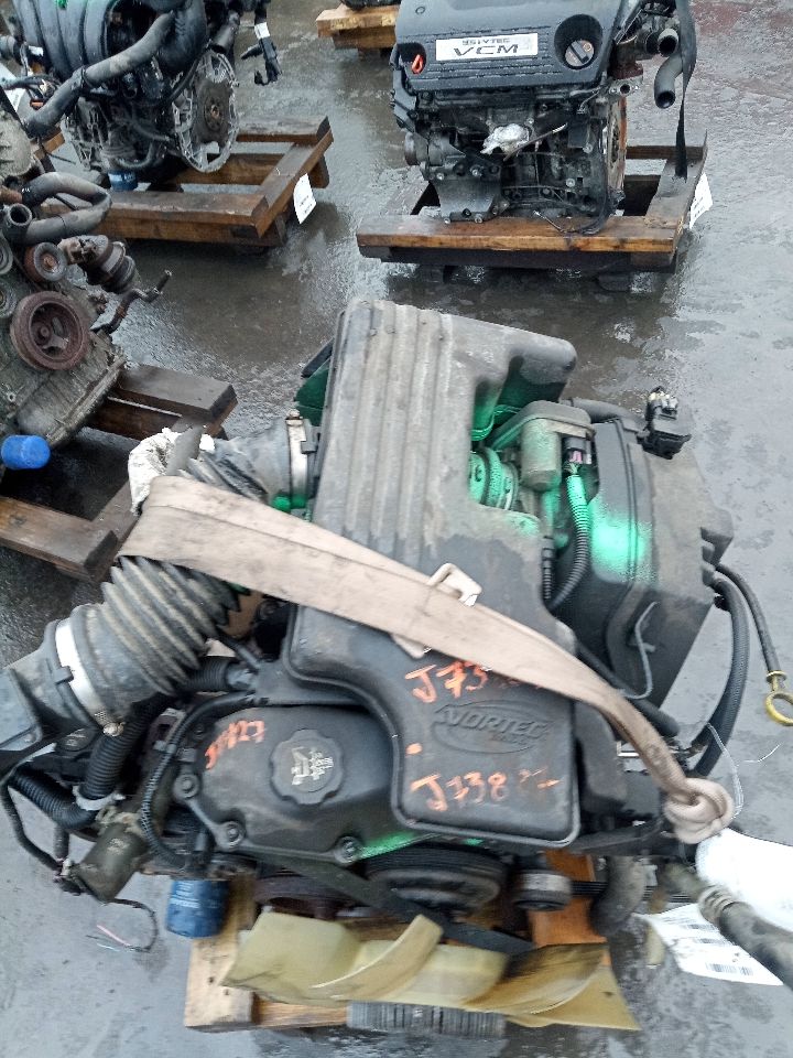 2004 GMC CANYON 4cyl Gasoline 2.8 ENGINE ASSEMBLY - 258508 — photo 2
