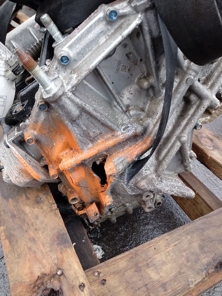 2021 HONDA HR-V 1.8L 4cyl Gasoline VVT Transmiss,Transaxle - 258796 — photo 2