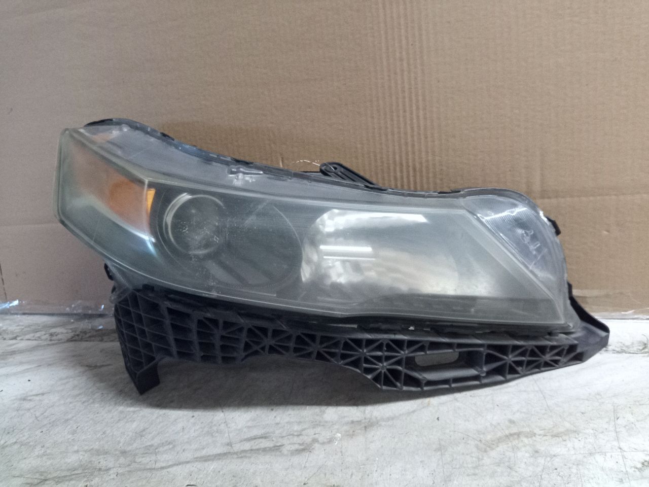 2012 ACURA TL 3.7L 6cyl Gasoline VVT Right HEADLAMP ASSEMBLY - 259024 — photo 1