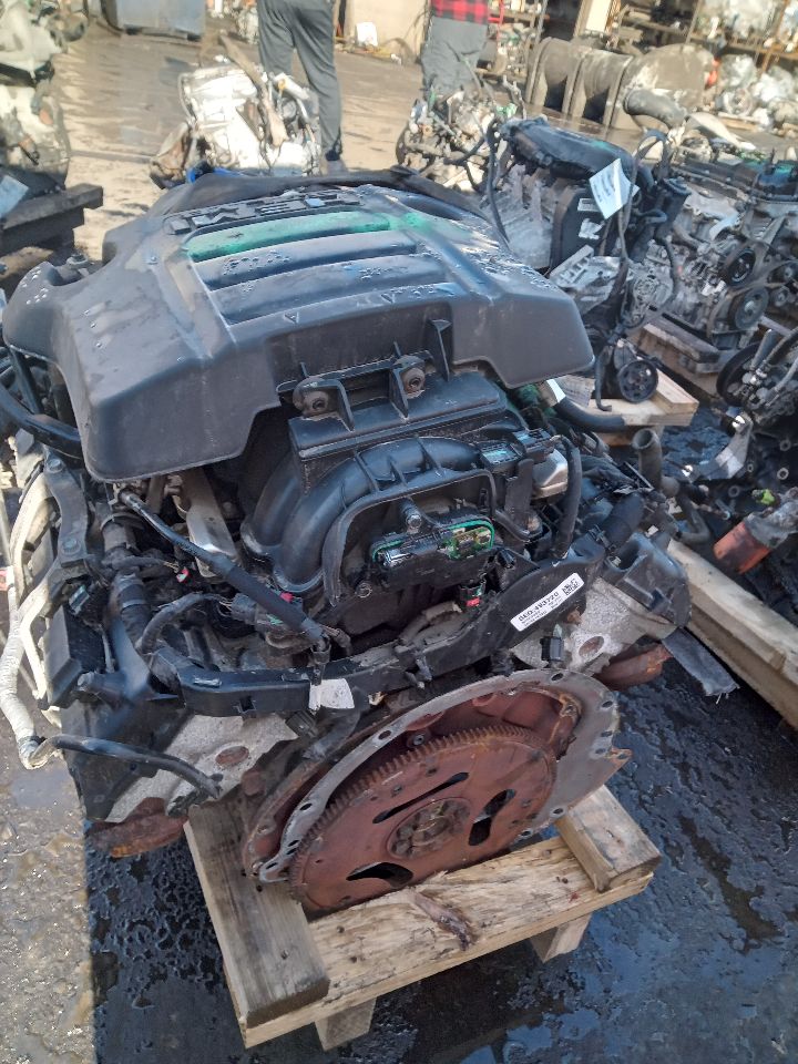 2019 DODGE 1500 PICKUP 5.7L 8cyl Gasoline VVT ENGINE ASSEMBLY - 259751 — photo 3