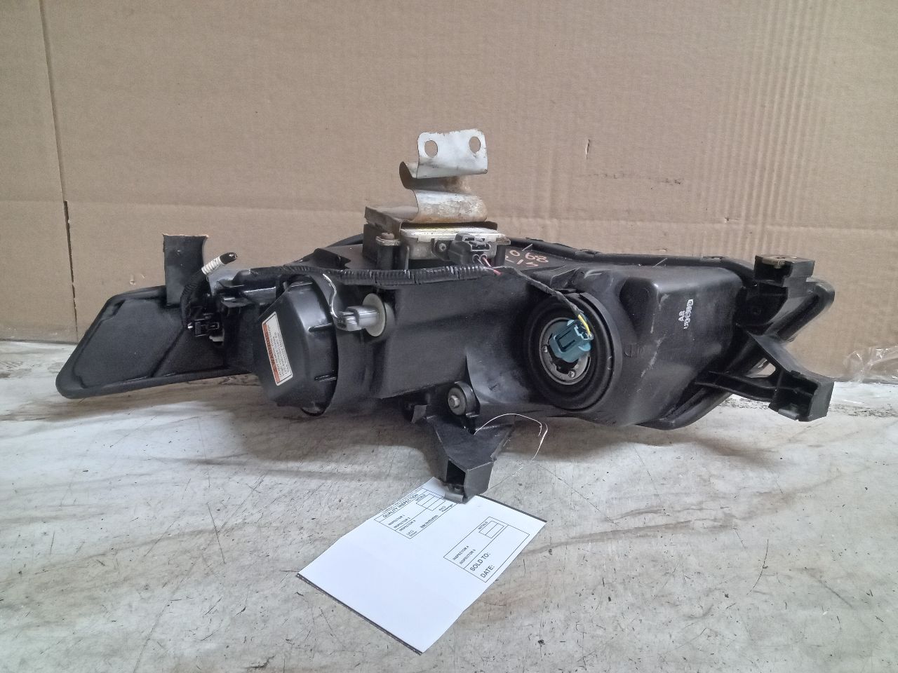 2008 ACURA TL 3.2L 6cyl Gasoline VVT Right HEADLAMP ASSEMBLY - 259768 — photo 3