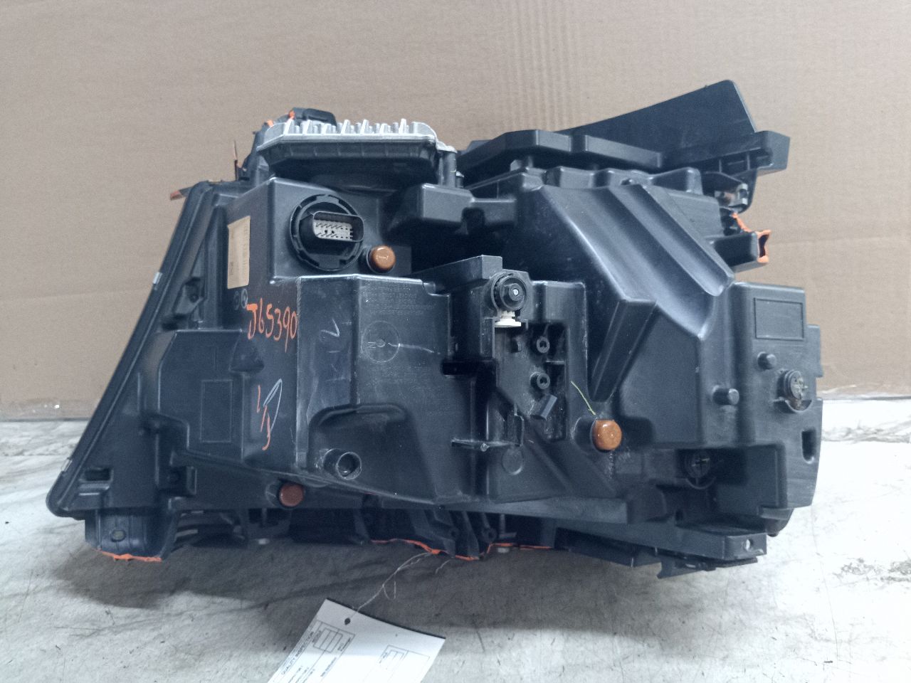 2019 DODGE 1500 PICKUP 5.7L 8cyl Gasoline VVT Left HEADLAMP ASSEMBLY - 259889 — photo 6