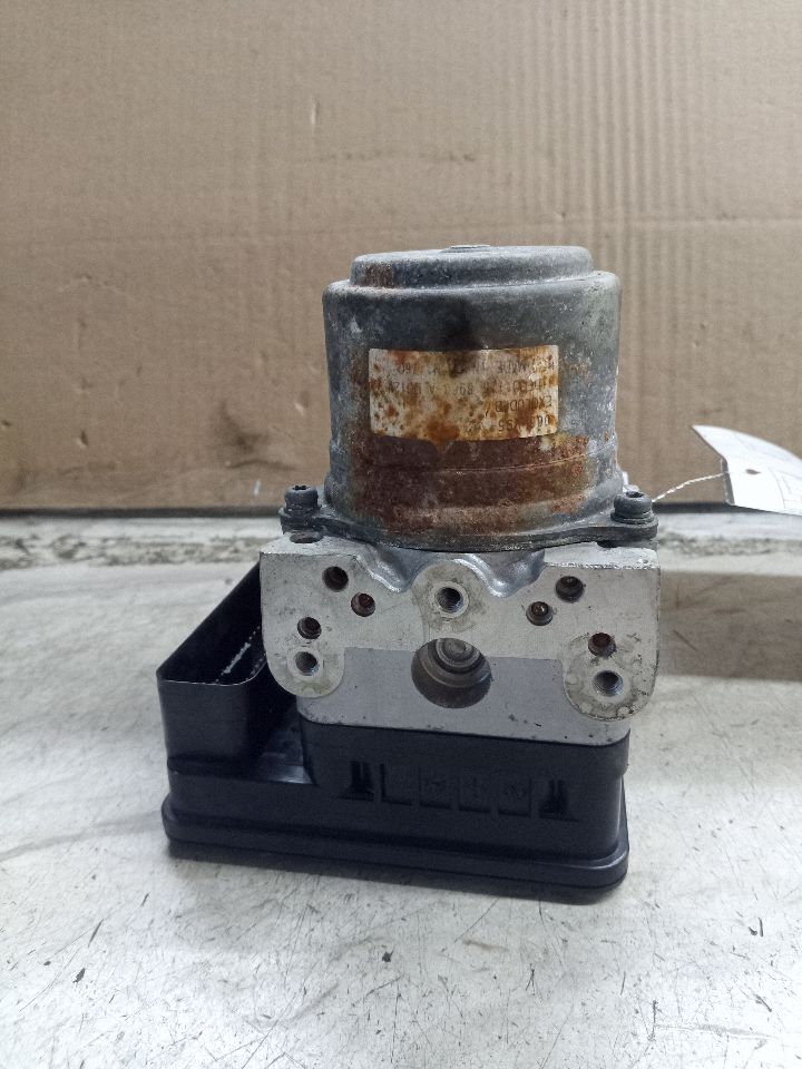 2008 ACURA RL 3.5L 6cyl Gasoline VVT Anti-lock Brake Pts - 260880 — photo 3