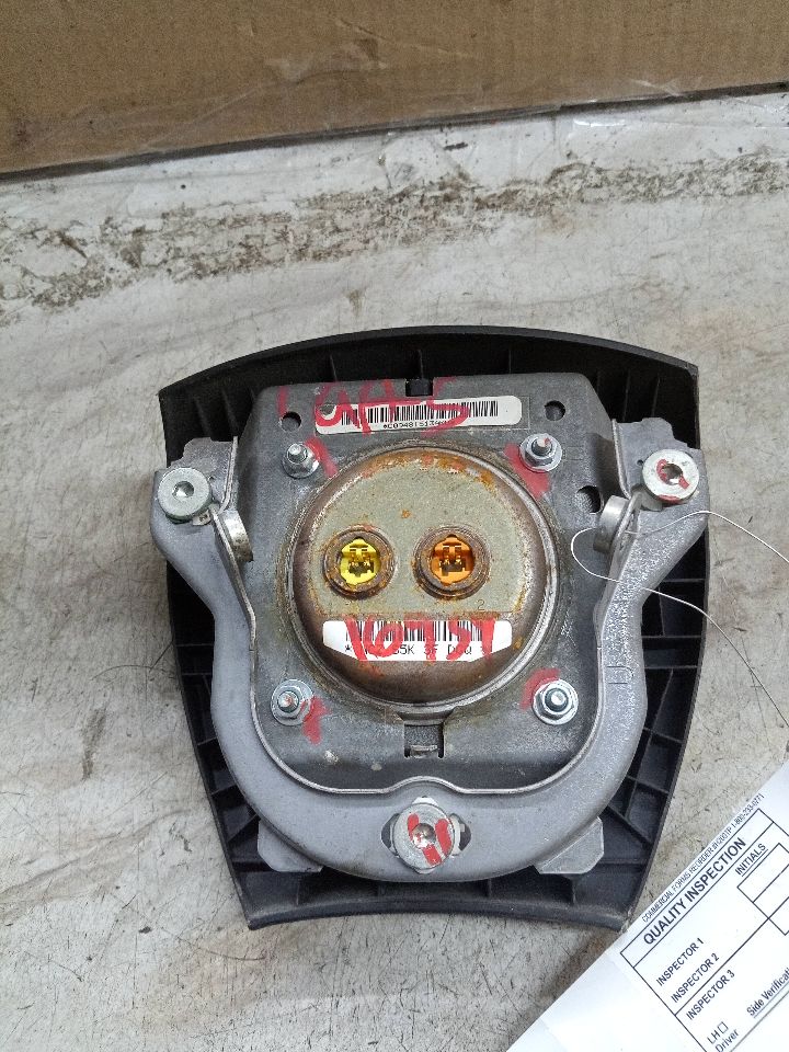 2011 TOYOTA SIENNA 6cyl Gasoline 3.5 Left AIR BAG - 261014 — photo 2