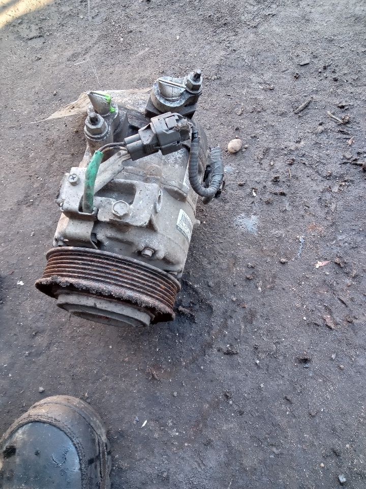 2018 DODGE 1500 PICKUP 5.7L 8cyl Gasoline VVT AC COMPRESSOR - 261458 — photo 2