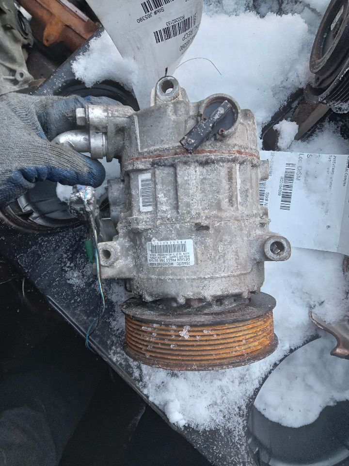 2019 DODGE 1500 PICKUP 5.7L 8cyl Gasoline VVT AC COMPRESSOR - 262153 — photo 3