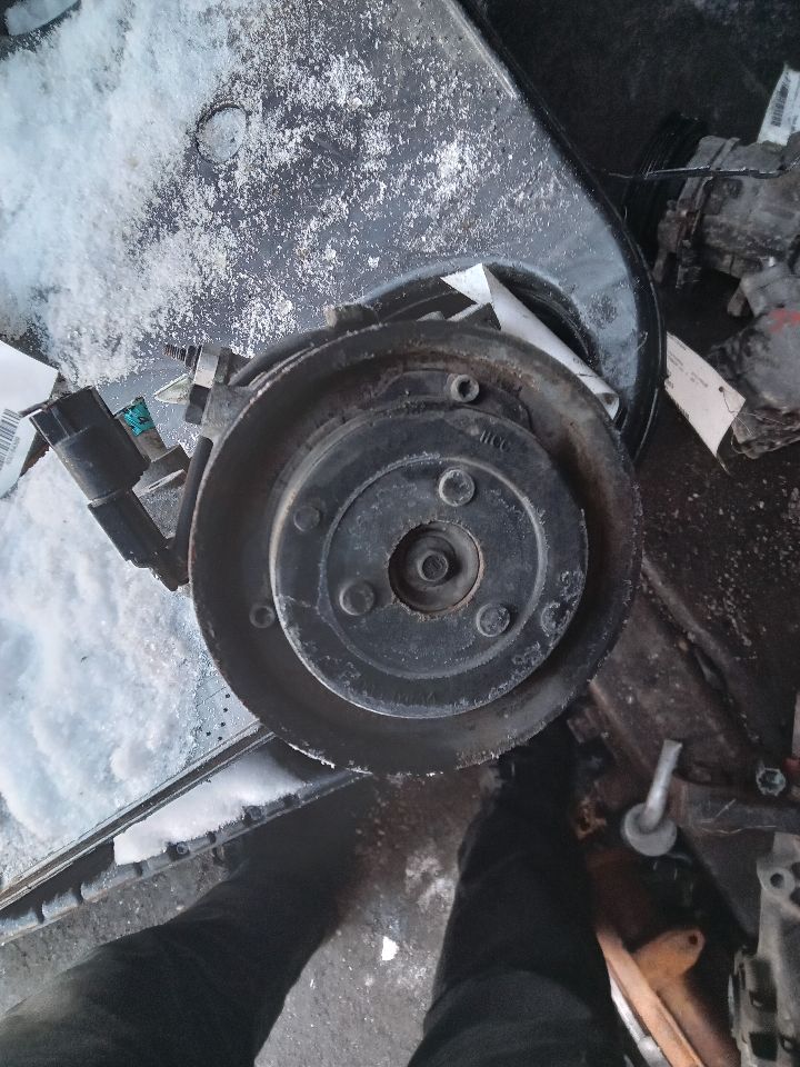 2013 KIA SORENTO 4cyl Gasoline 2.4 AC COMPRESSOR - 262155 — photo 5