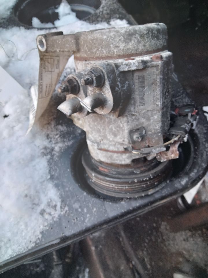 2006 DODGE DAKOTA 8cyl Gasoline 4.7 AC COMPRESSOR - 262156