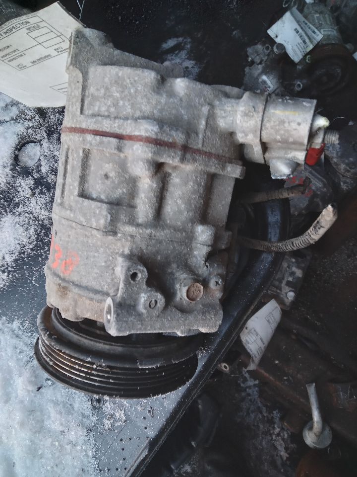 2012 CHEVROLET EQUINOX AC COMPRESSOR - 262158 — photo 1