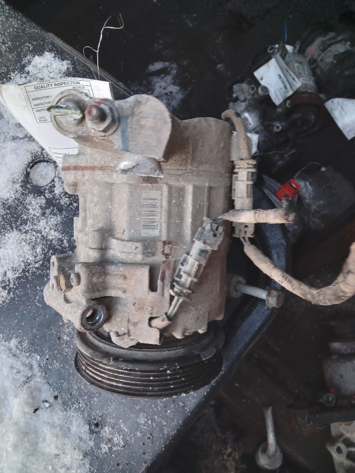 2012 CHEVROLET EQUINOX AC COMPRESSOR - 262158 — photo 2