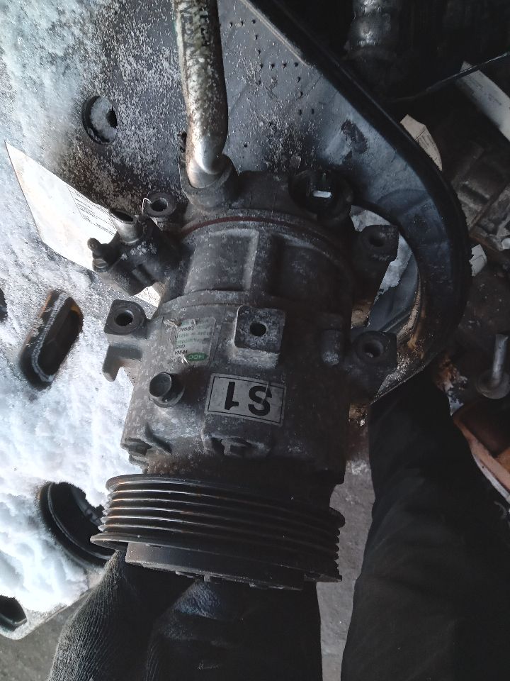 2013 HYUNDAI SONATA AC COMPRESSOR - 262160 — photo 2