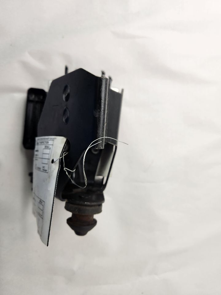 2011 MERCEDES-BENZ GL-CLASS 8cyl Gasoline 4.6 Anti-lock Brake Pts - 262962 — photo 1