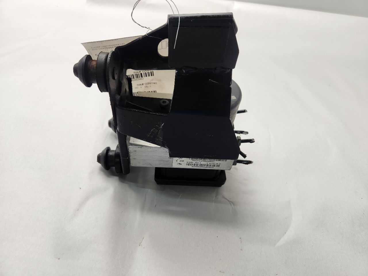 2011 MERCEDES-BENZ GL-CLASS 8cyl Gasoline 4.6 Anti-lock Brake Pts - 262962 — photo 4