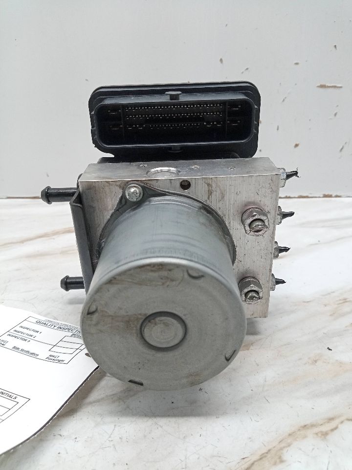 2020 SUBARU LEGACY 2.5L 4cyl Gasoline VVT Anti-lock Brake Pts - 26298 — photo 1