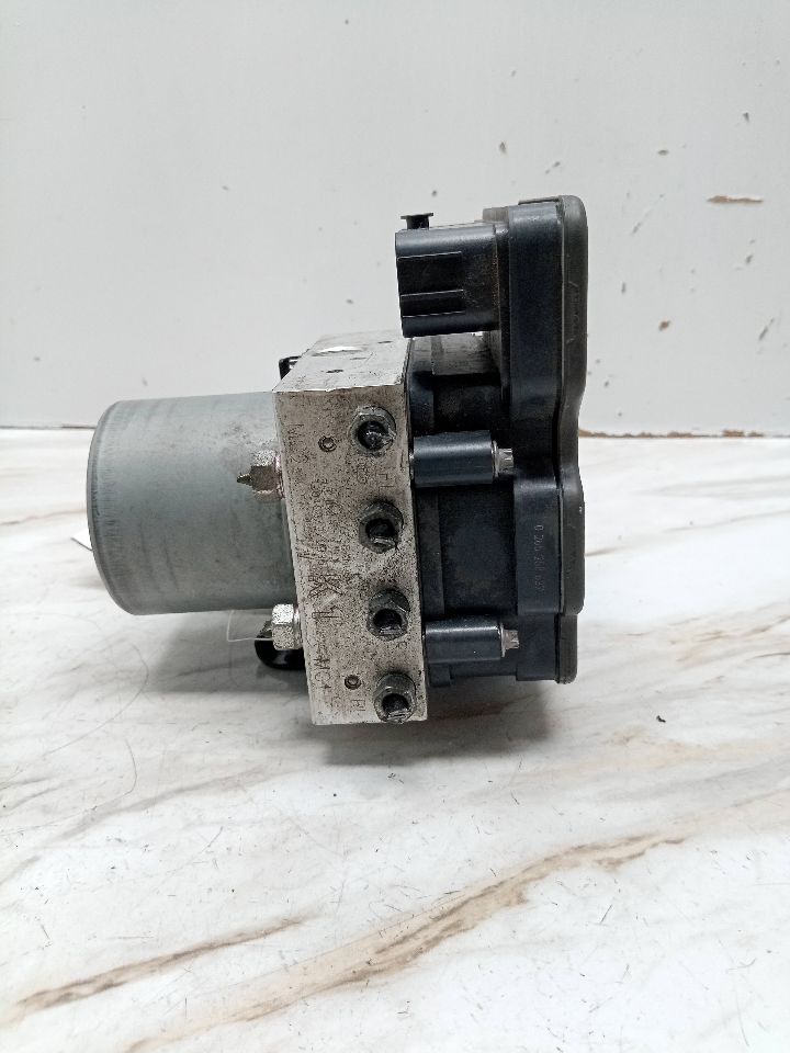 2020 SUBARU LEGACY 2.5L 4cyl Gasoline VVT Anti-lock Brake Pts - 26298 — photo 2