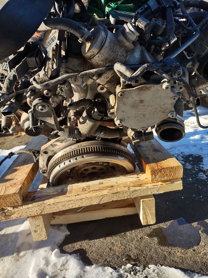 2015 AUDI A3 4cyl Gasoline Turbo 2.0 ENGINE ASSEMBLY - 263000 — photo 8