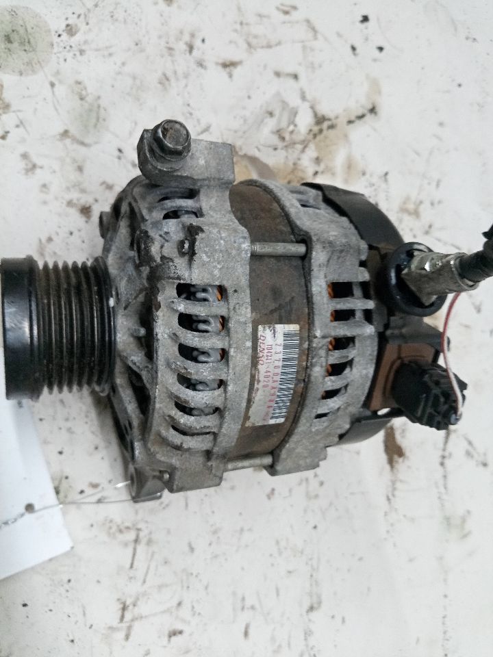 2017 SUBARU IMPREZA ALTERNATOR - 26400 — photo 1