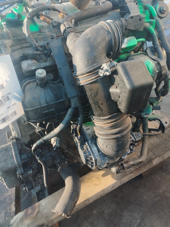 2010 TOYOTA PRIUS 4cyl Hybrid 1.8 ENGINE ASSEMBLY - 264073 — photo 4