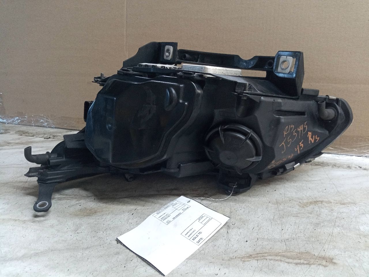 2008 BMW 528i 6cyl Gasoline 3.0 Right HEADLAMP ASSEMBLY - 264524 — photo 5