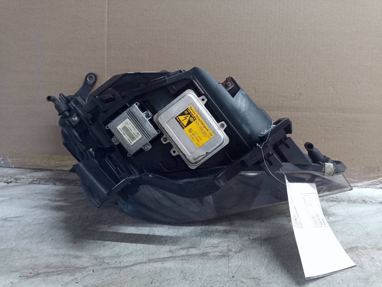 2008 BMW 535i 6cyl Gasoline Turbo 3.0 Left HEADLAMP ASSEMBLY - 264720 — photo 7